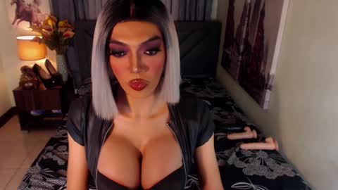 Snapshot of midnightscentxx chatting on January 2025 05:16:01 AM KATE online show from January 2025 05:16:01 AM