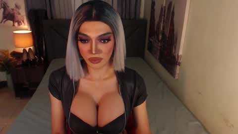 Snapshot of midnightscentxx chatting on February 2025 06:32:01 AM KATE online show from February 2025 06:32:01 AM