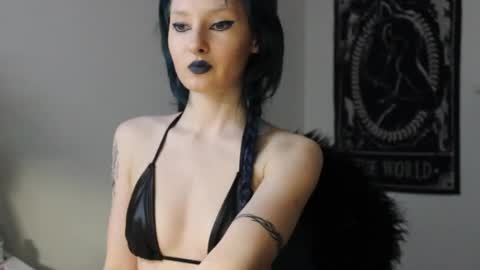 Snapshot of midnightsiren chatting on April 2026 08:11:01 PM midnightsiren online show from April 2026 08:11:01 PM