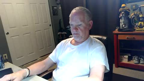 midwestdad09 online show from June 2026 09:25:02 AM