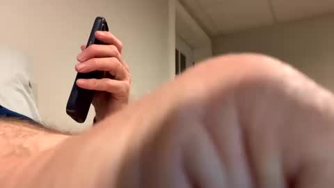 Snapshot of miggie001 chatting on October 2025 02:54:02 AM miggie001 online show from October 2025 02:54:02 AM