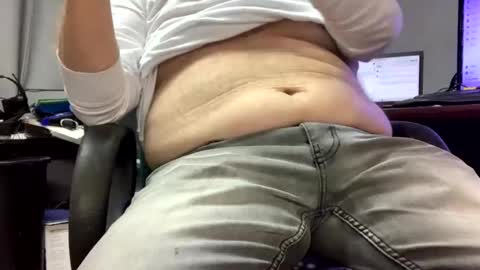 Snapshot of miggie001 chatting on January 2026 01:26:01 PM miggie001 online show from January 2026 01:26:01 PM