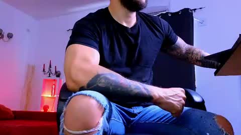 MightyAaron online show from June 2026 03:23:02 AM