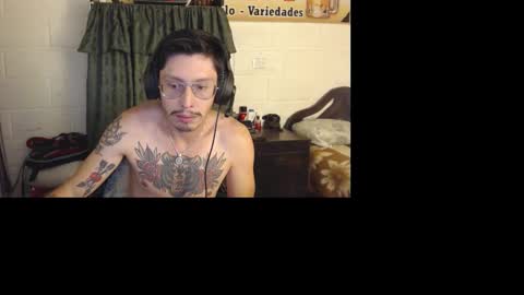 Snapshot of miguel__98 chatting on March 2026 06:52:02 AM Miguel Independent Model online show from March 2026 06:52:02 AM