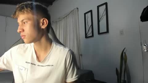 Miguel Hernandez online show from February 2025 09:07:02 PM