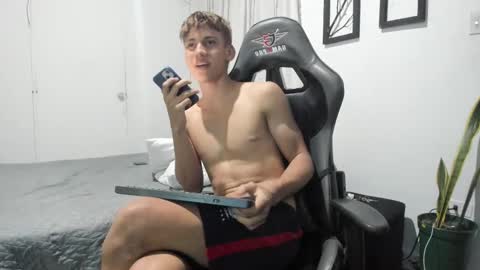 Miguel Hernandez online show from February 2025 09:26:02 AM