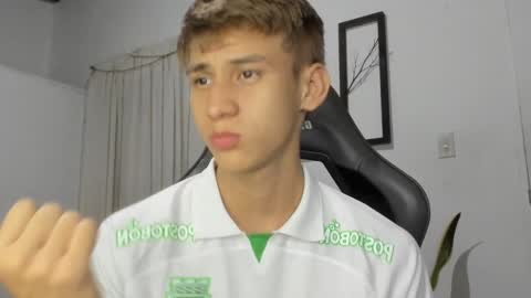 Miguel Hernandez online show from February 2025 10:50:01 AM