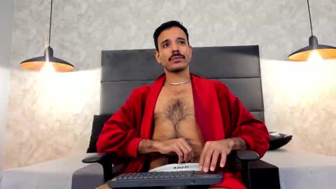 miguelsanfrancisco online show from November 2025 03:03:02 PM