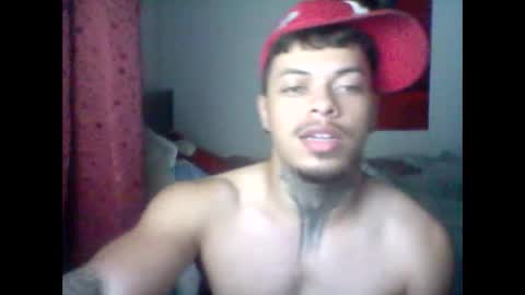 miguelvl01 online show from April 2026 08:08:01 AM