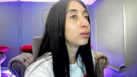 miilu  online show from December 2024 09:40:02 AM