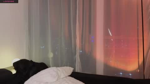   online show from April 2026 12:44:02 AM