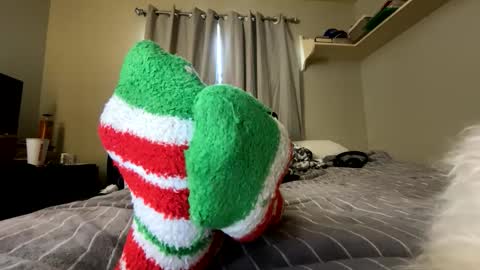 mik138 online show from December 2025 03:05:01 PM