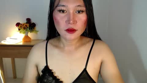 Snapshot of mika_oka chatting on April 2026 03:07:02 AM Hi im Avah online show from April 2026 03:07:02 AM