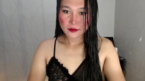 Snapshot of mika_oka chatting on April 2026 02:12:02 AM Hi im Avah online show from April 2026 02:12:02 AM