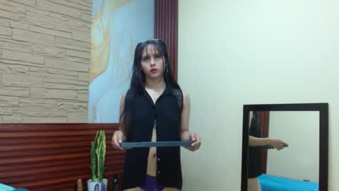 mikaela303av online show from September 2025 03:33:02 AM