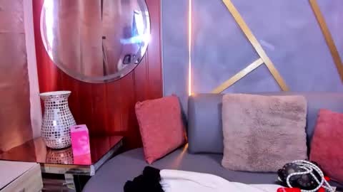 Mikaela Lust online show from April 2026 02:39:02 PM