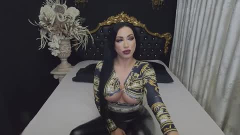 Mikaela online show from October 2025 03:20:02 AM