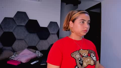 Mikaela blondie bigass online show from April 2026 11:09:02 PM