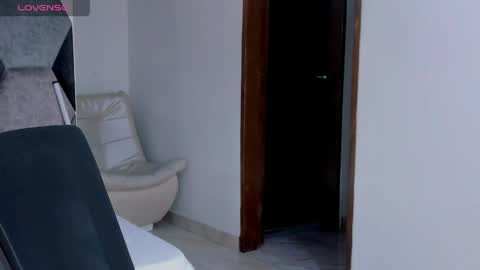 Mikaela blondie bigass online show from May 2026 08:47:02 PM