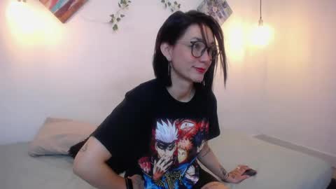 mikaza online show from May 2026 03:07:02 PM