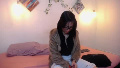 mikaza online show from May 2026 12:46:02 PM
