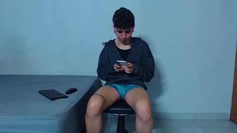 Mike IMDEPENDIENT MODEL online show from January 2026 02:06:02 AM