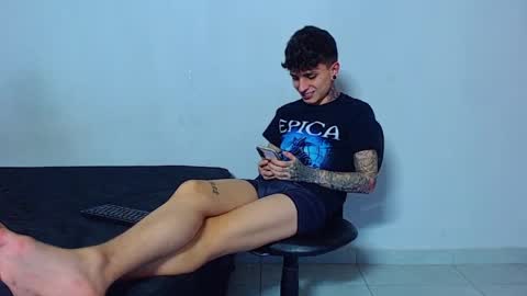 Mike IMDEPENDIENT MODEL online show from March 2026 01:33:02 AM