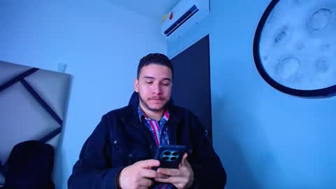 Mike  online show from December 2025 12:22:02 PM