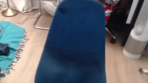 mike_davis44444 online show from December 2024 01:28:01 AM