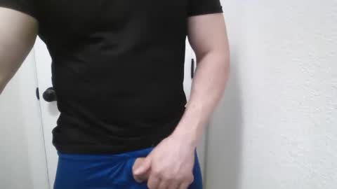 Snapshot of mikehannigan123 chatting on February 2026 08:42:01 AM mikehannigan123 online show from February 2026 08:42:01 AM