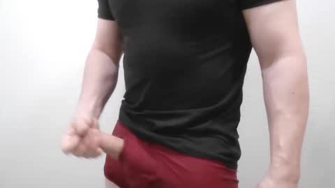 Snapshot of mikehannigan123 chatting on February 2026 06:48:01 PM mikehannigan123 online show from February 2026 06:48:01 PM