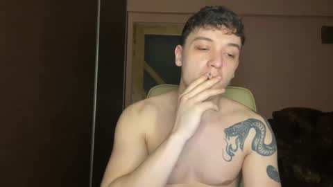 Snapshot of mikelaur chatting on March 2025 07:47:02 PM MikeLaur online show from March 2025 07:47:02 PM