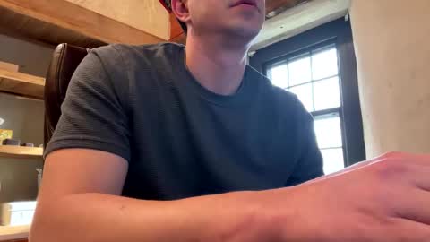 mikeydubs10 online show from April 2026 01:01:01 PM