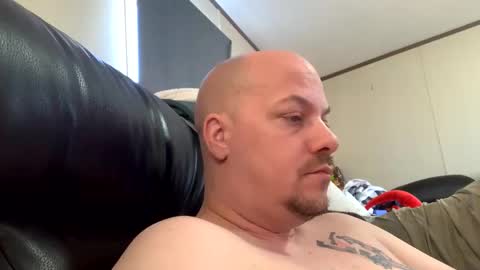 Snapshot of mikeylikesit2222 chatting on December 2024 05:42:02 PM mikeylikesit2222 online show from December 2024 05:42:02 PM