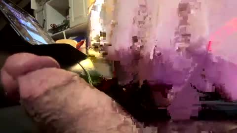 Snapshot of mikeylikesit2222 chatting on February 2025 01:04:02 AM mikeylikesit2222 online show from February 2025 01:04:02 AM