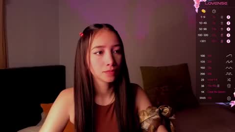 Snapshot of mikeyvioleta chatting on January 2025 05:47:02 PM VIOLETAMIKE online show from January 2025 05:47:02 PM