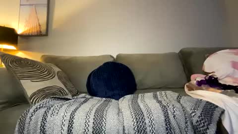 Snapshot of mikeywhite123 chatting on January 2025 04:59:01 AM mikeywhite123 online show from January 2025 04:59:01 AM