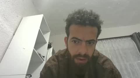 Snapshot of mikezorn chatting on April 2026 08:26:01 AM mikezorn online show from April 2026 08:26:01 AM