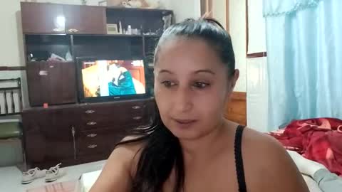 mikhalanita online show from December 2025 04:27:01 PM
