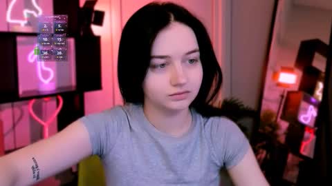 miki_ti online show from November 2025 10:39:02 AM