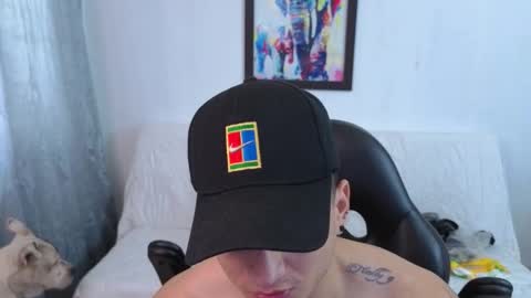 MIKKE online show from November 2025 03:11:02 PM