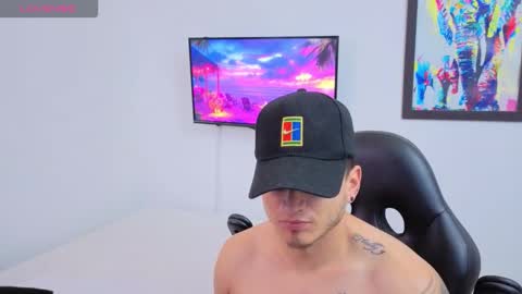 MIKKE online show from January 2026 01:59:02 PM