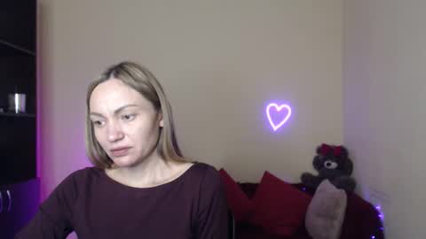 Adalina online show from April 2026 06:36:02 PM