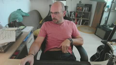 mikmik91 online show from July 2026 02:08:02 PM