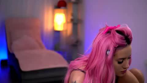 Miky online show from March 2026 04:46:02 AM