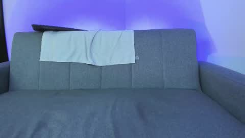 mila  online show from February 2026 09:22:02 PM