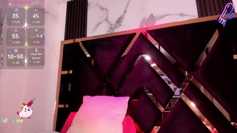 Camila online show from January 2026 06:12:02 PM