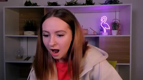 mila_glow online show from October 2025 07:14:01 PM