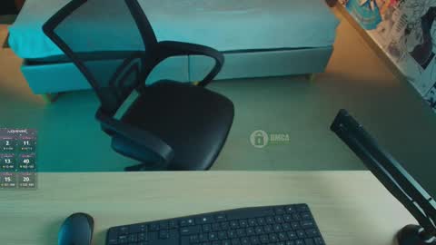 Milena  online show from November 2025 11:10:01 AM