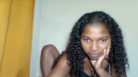 mila_lunah online show from March 2026 12:56:02 AM